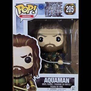 VAULTED Funko POP! Justice League #205 AQUAMAN, 2017 In Protector, Brand New